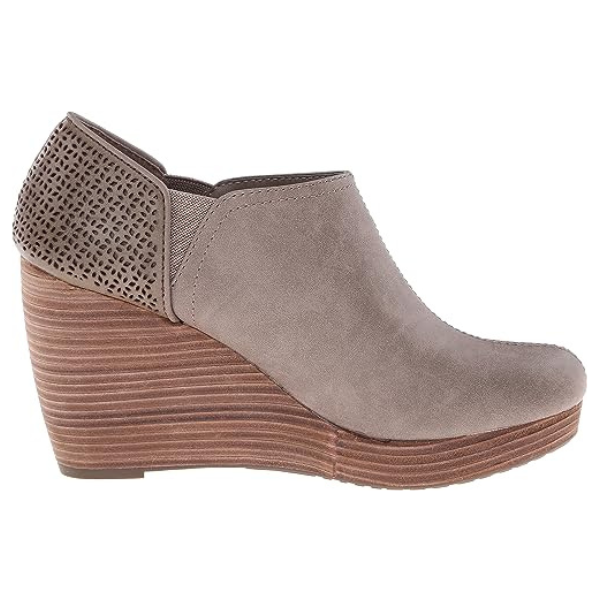 low hell ankle boots